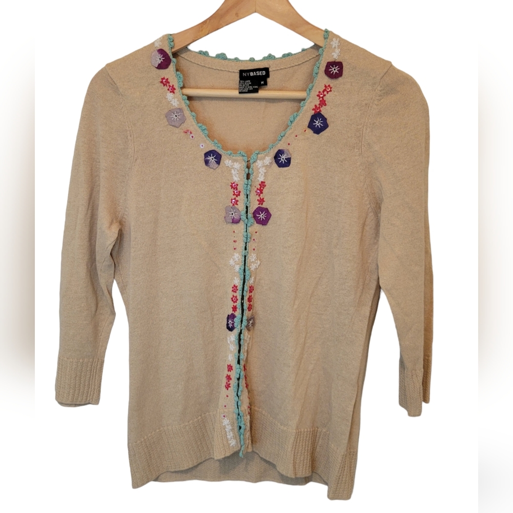 NY Based Women's Linen Blend Floral Blouse Size Medium
